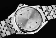 Load image into Gallery viewer, Revue Thommen Men's 'Diver' Black Dial Stainless Steel Bracelet Automatic Watch 17571.2235