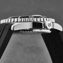 Load image into Gallery viewer, Revue Thommen Men's 'Diver' Green Dial Black Rubber Strap Swiss Automatic Watch 17571.2831