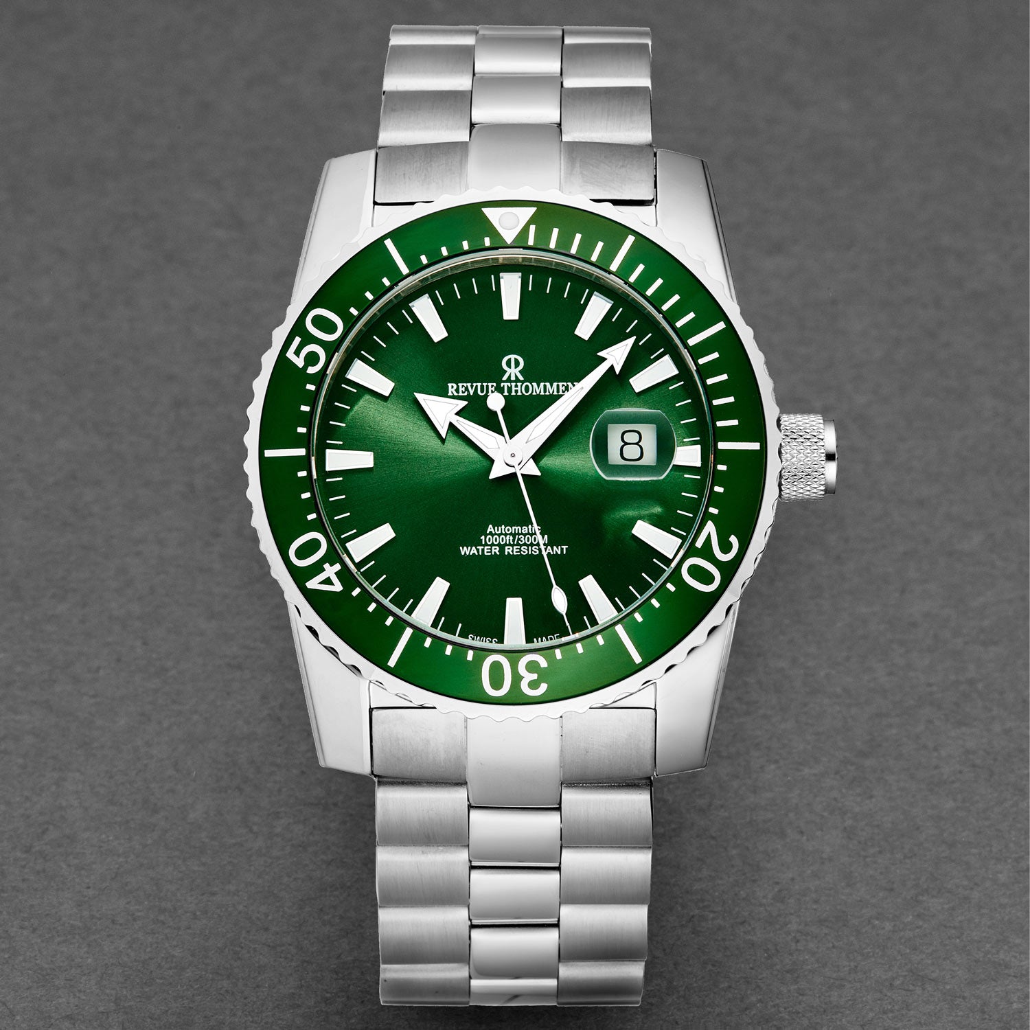 Revue Thommen Men's 17030.2134 'Diver' Green Dial Stainless Steel Swiss Automatic Watch 並行輸入品 Revue Thommen Diver\u0027s Date 17030.2134